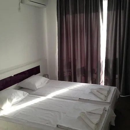 Hotell Hypnotic Complex 2*