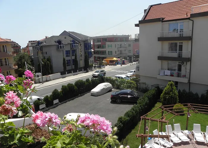 Готель Hypnotic Complex 2*