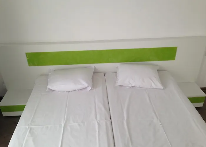 Hotel Hypnotic Complex 2*