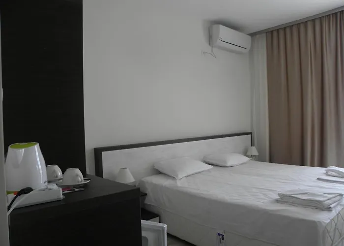 Hypnotic Complex 2* Nesebar