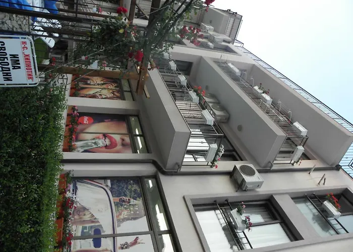 Hypnotic Complex Hotel